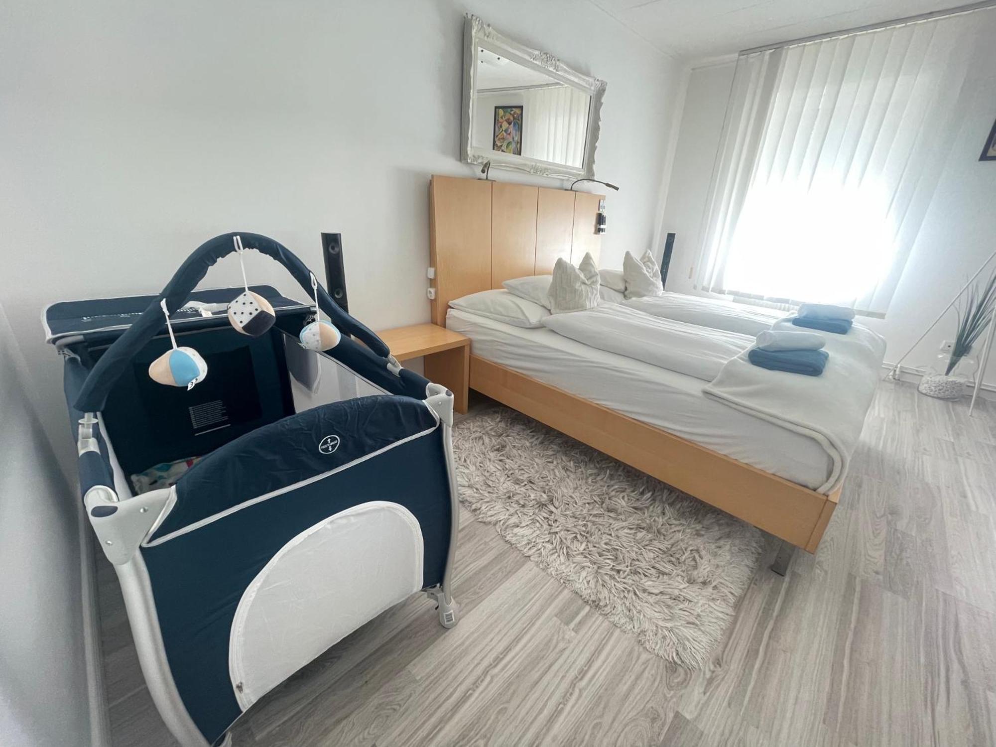 Alpesi Apartman Downtown Sopron Exterior photo